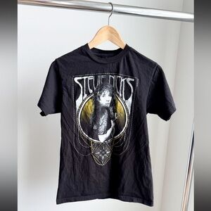 $13 Stevie Nicks Whimsigoth 2018 Tour Tee S 17.75 x 25.5